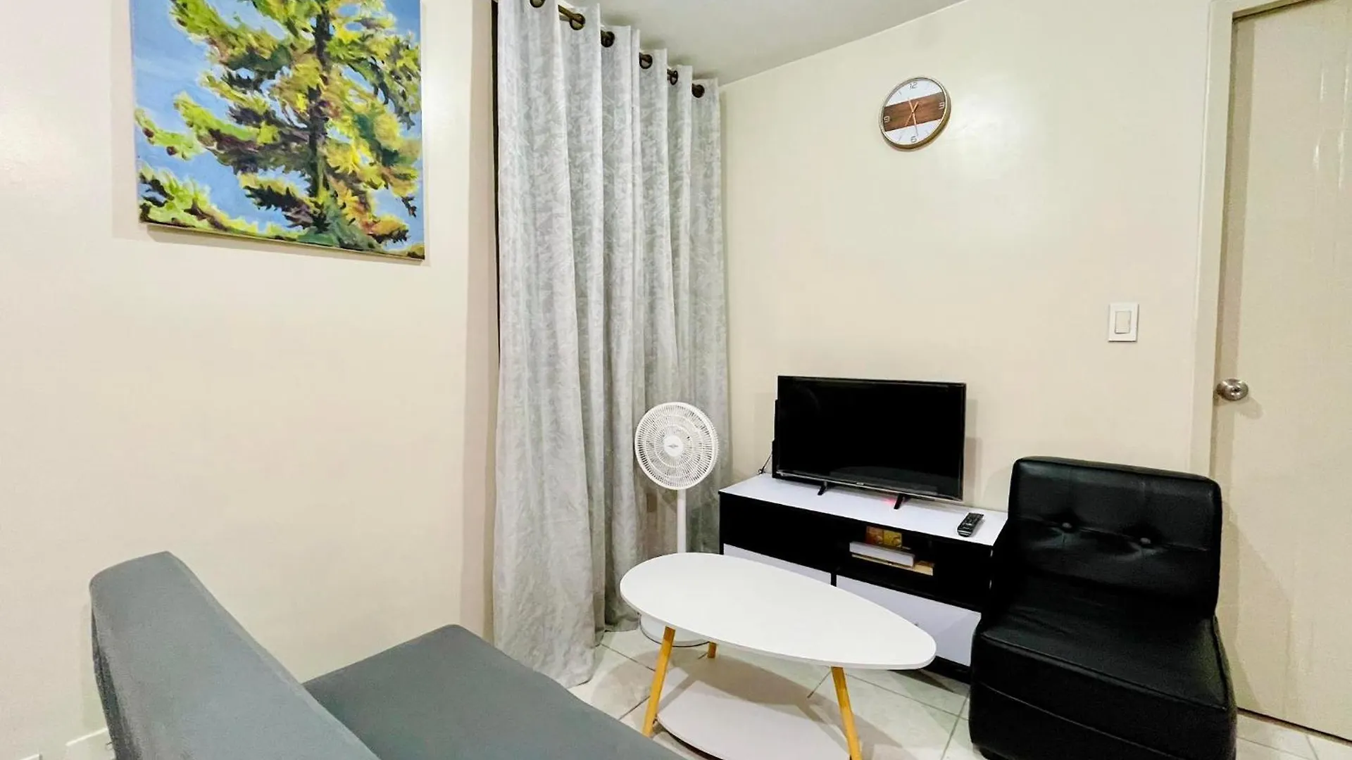 Inviting 2-Bed Apartment In Mandaluyong Manila 0*,  Philippines